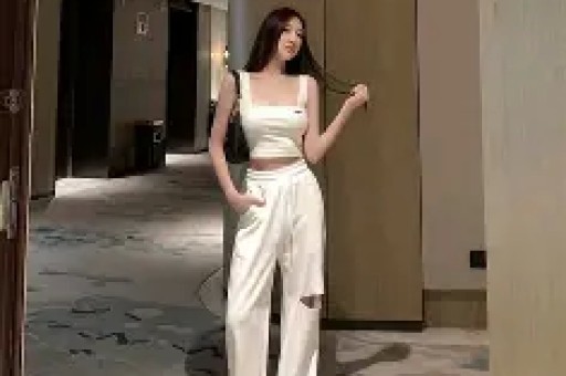 网红笑笑姐老公出轨后续：小三一夜涨粉3万颜值被扒不输正室！